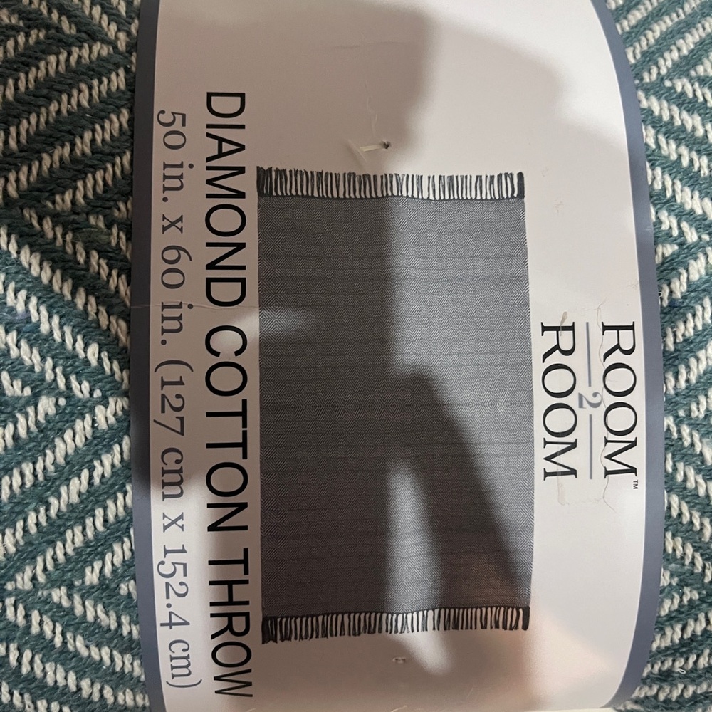 Room 2 Room Gray Diamond Cotton Throw